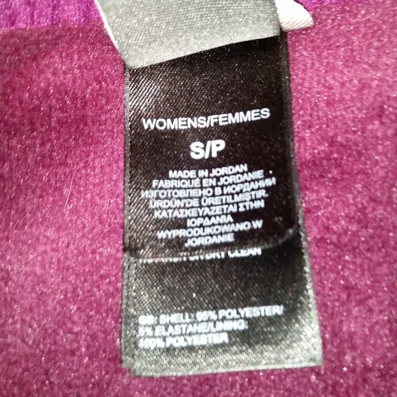 The North Face plum coloured fleece jacket - Picture 5 of 6